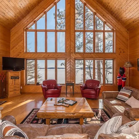 Eagle'S Nest On Gull Lake